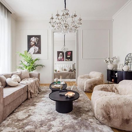 Timeless Elegant Apartment By Opera House 부다페스트 외부 사진