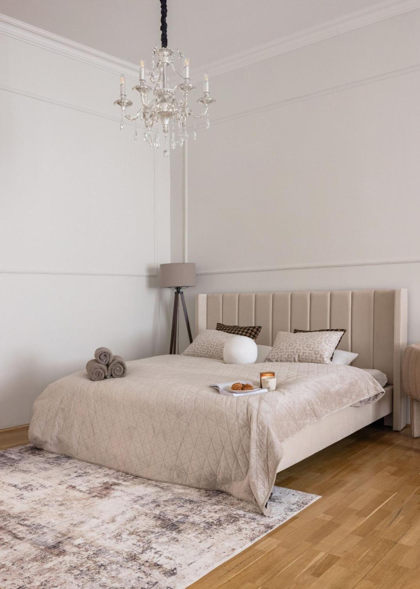Timeless Elegant Apartment By Opera House 부다페스트 외부 사진